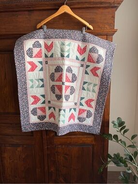 Handmade Wall Hanging Quilt Pattern Flowers from the Heart Four Corners